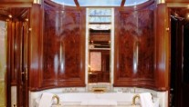 Superyacht APOISE -  Bath